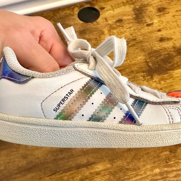 Adidas Superstar sneakers size 7 toddler (multicolor stripes) - Picture 7 of 7